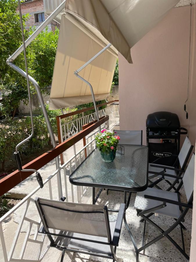 My Home أثينا المظهر الخارجي الصورة