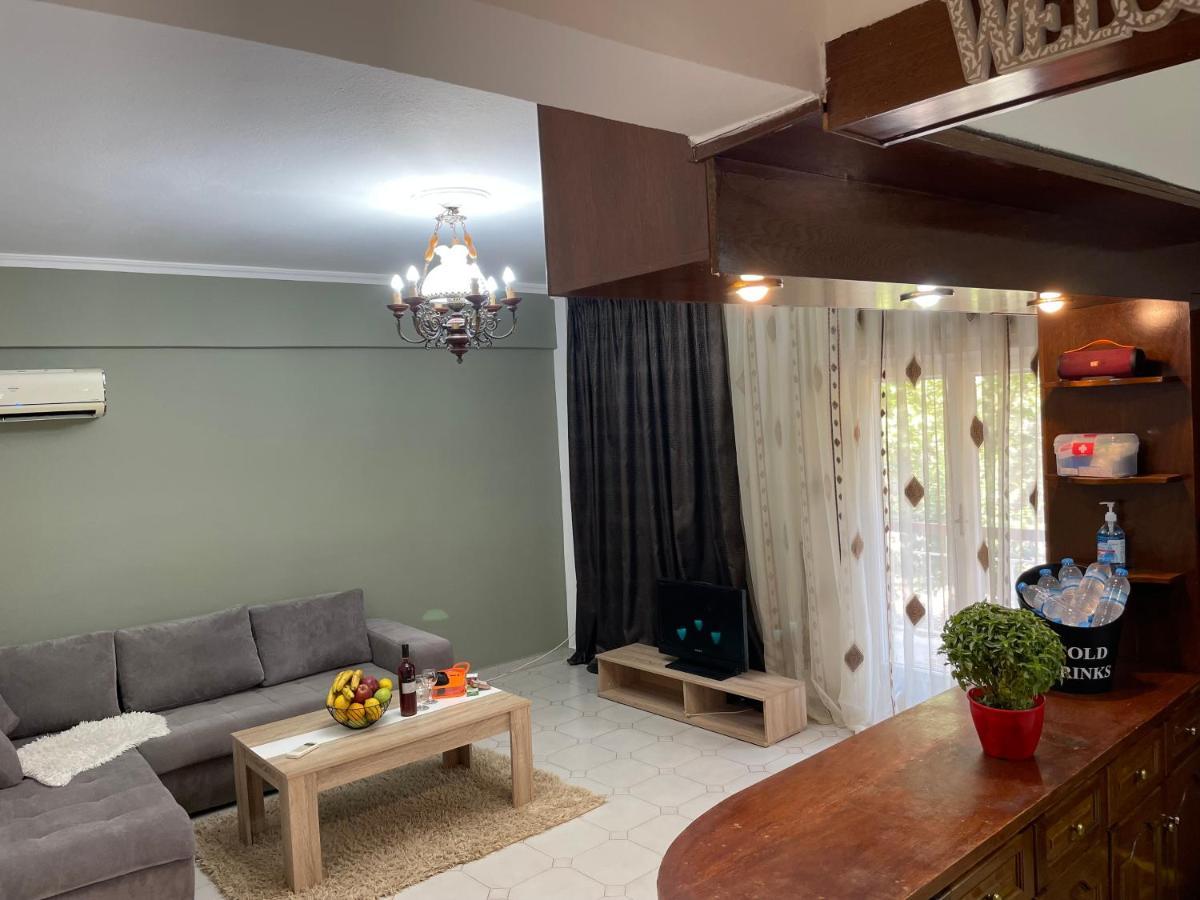 My Home أثينا المظهر الخارجي الصورة