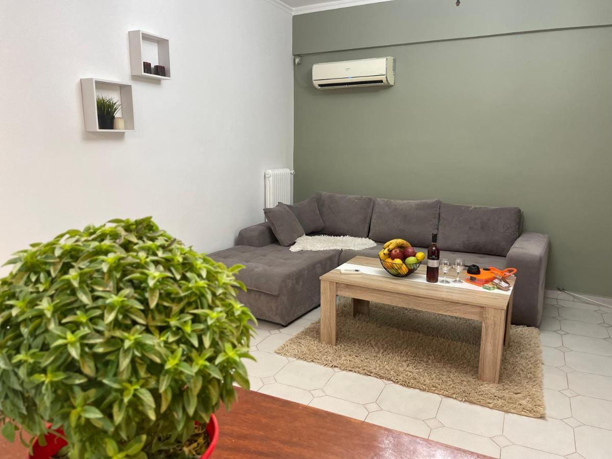 My Home أثينا المظهر الخارجي الصورة