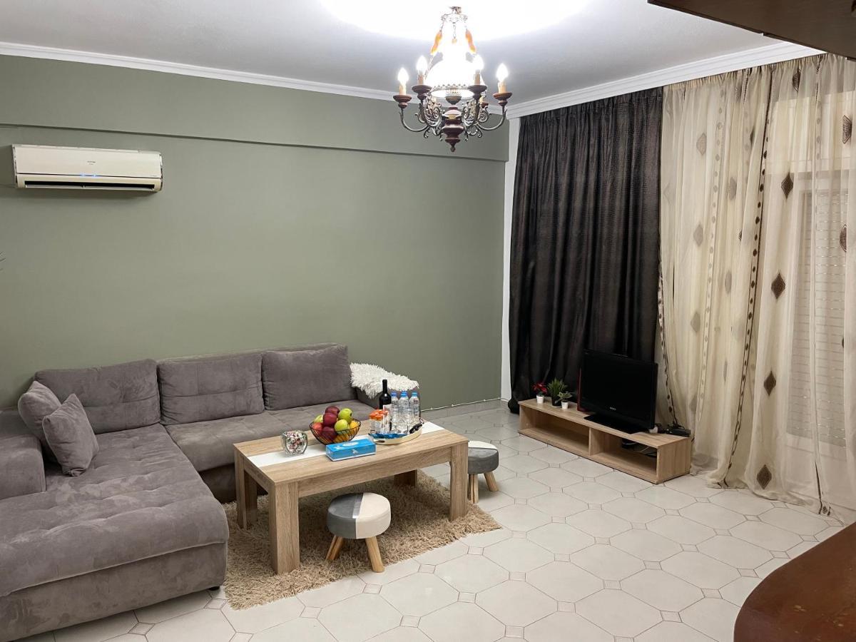 My Home أثينا المظهر الخارجي الصورة